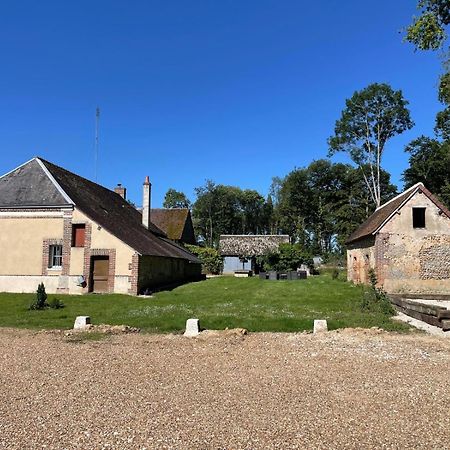 Gite A La Ferme De Sainte Radegonde Lanneray Dış mekan fotoğraf